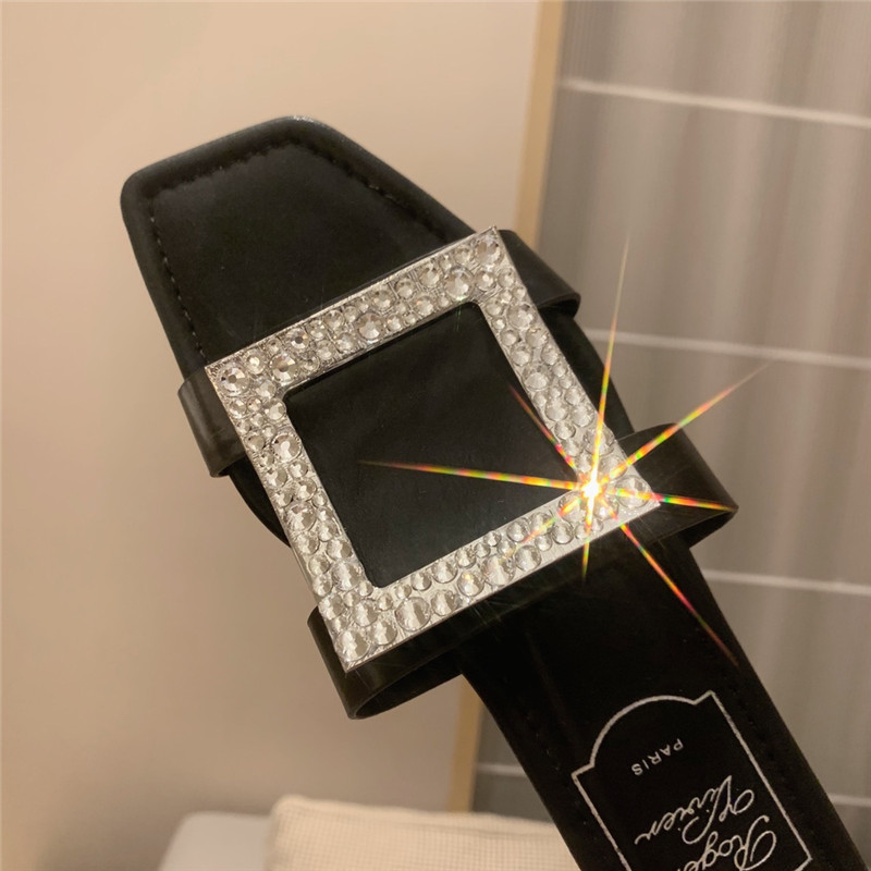 Roger vivor square buckle half drag