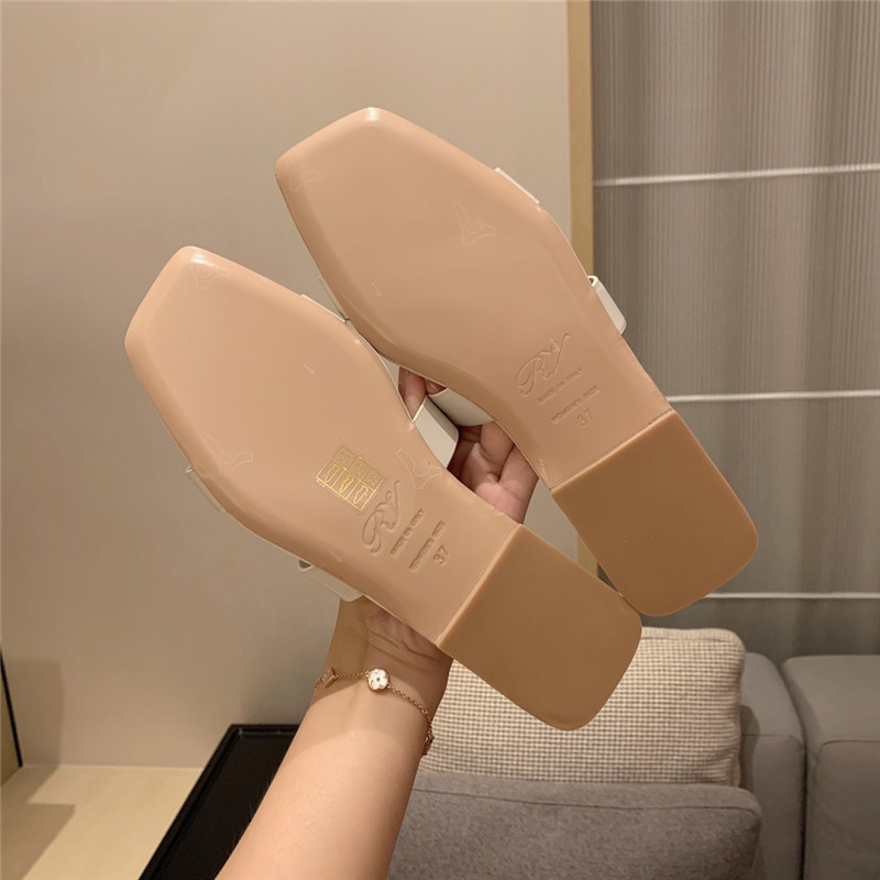 Roger vivor square buckle half drag