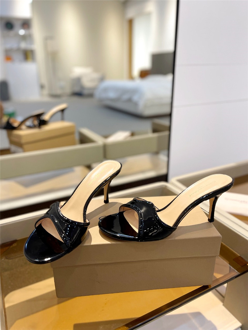 gianvito rossi new semi-trailer