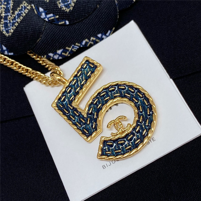 Ch**el denim 5 word double c necklace