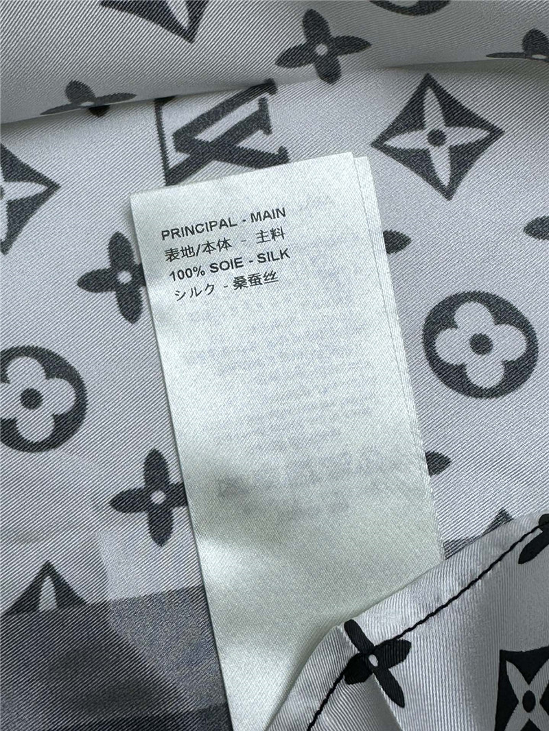 l0vis Vvtt0n lv presbyopic silk skirt