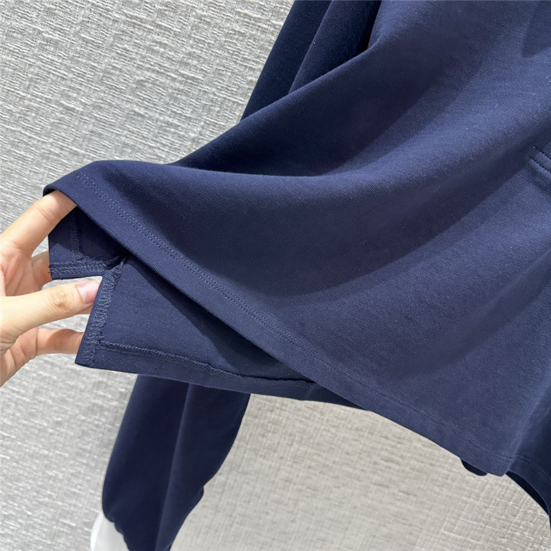 Pra*a contrast color polo short long sleeve top