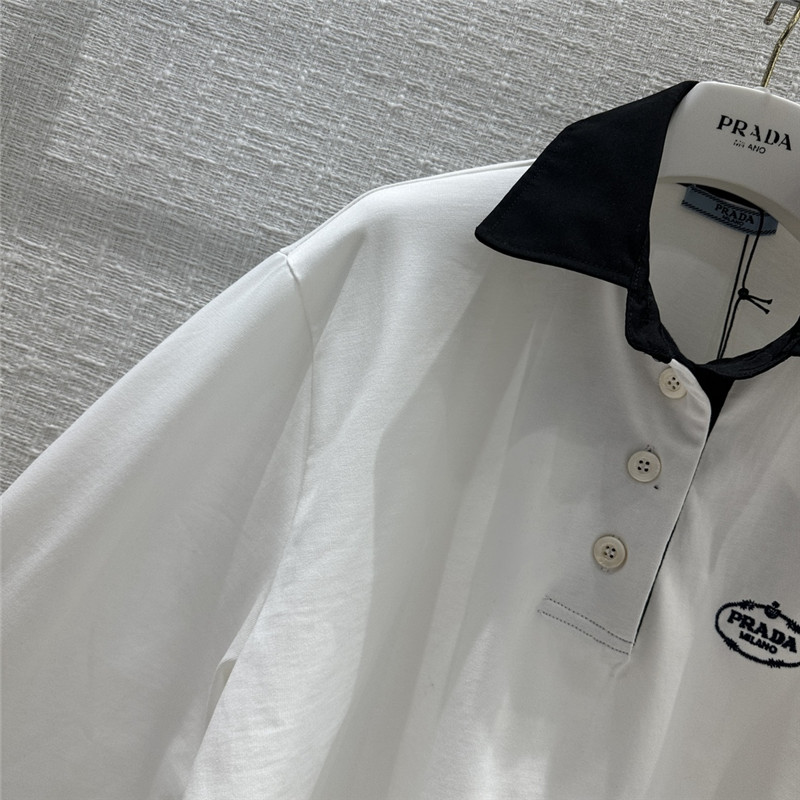 Pra*a contrast color polo short long sleeve top