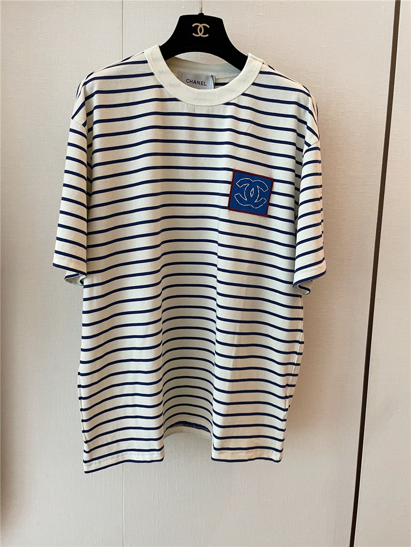 Ch**el new secondhand boyfriend style t-shirt