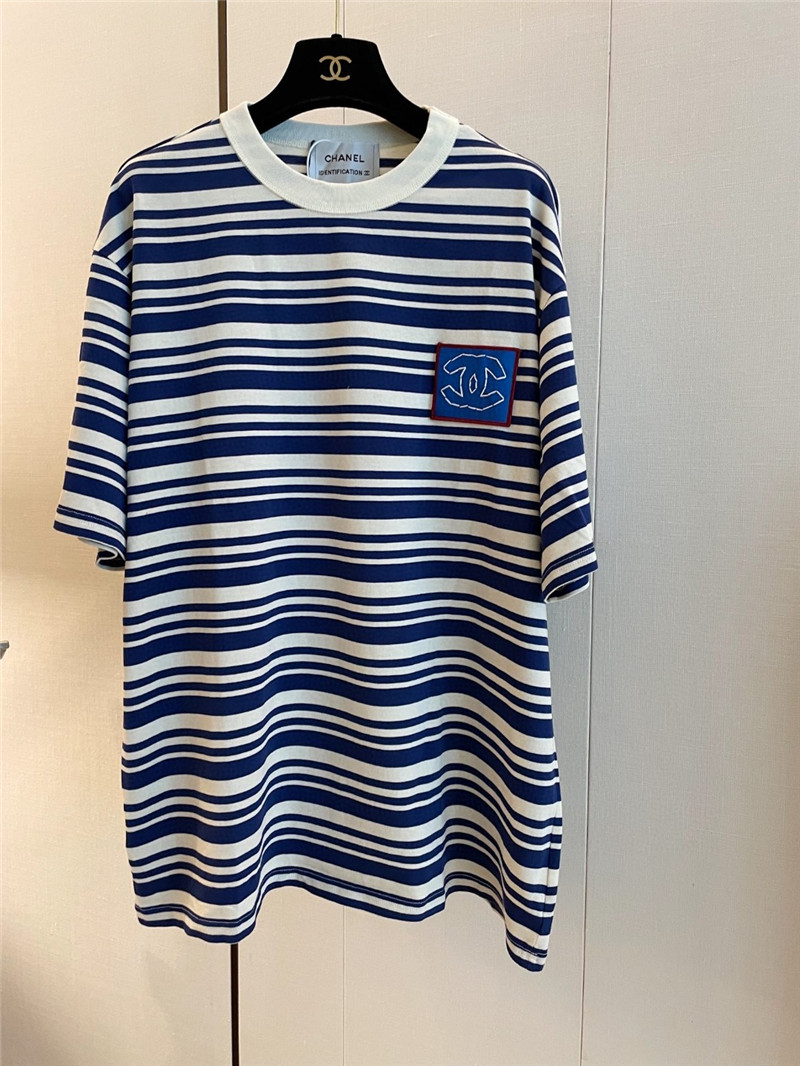 Ch**el new secondhand boyfriend style t-shirt