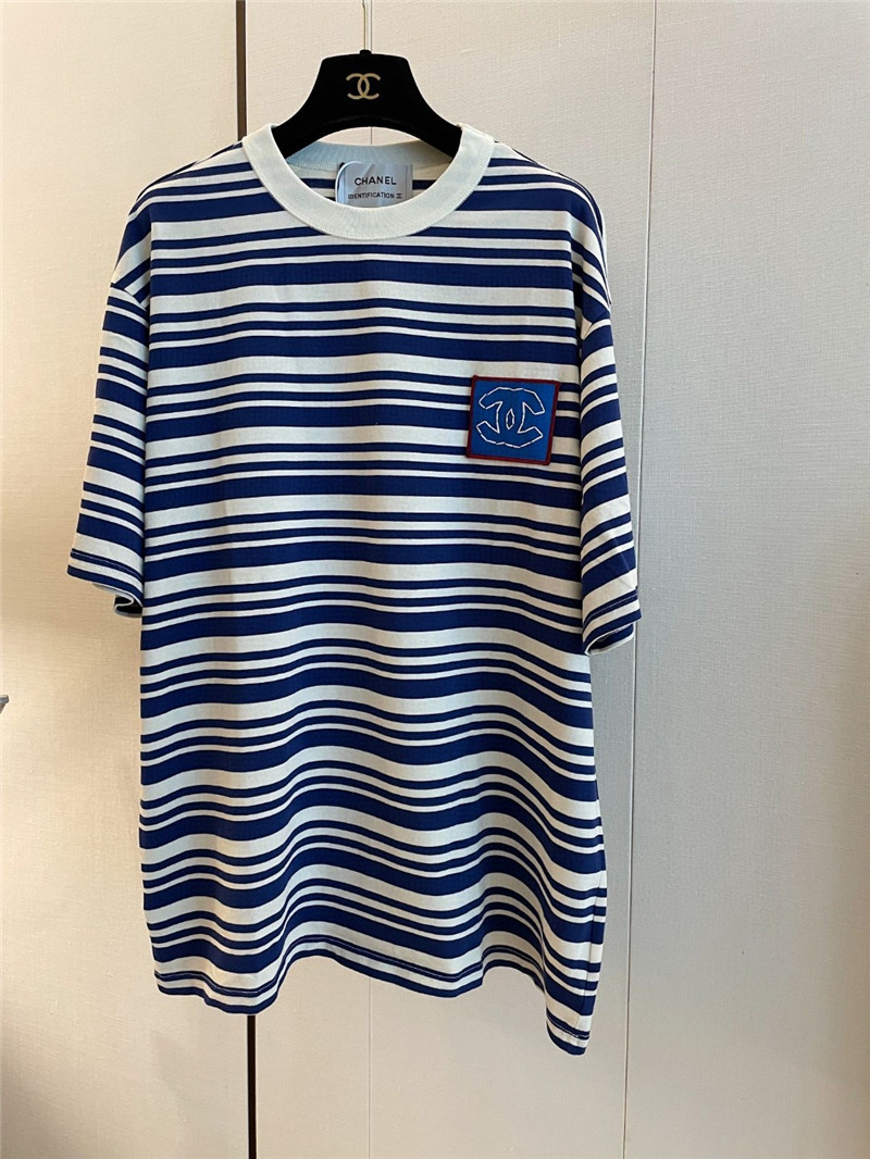 Ch**el new secondhand boyfriend style t-shirt