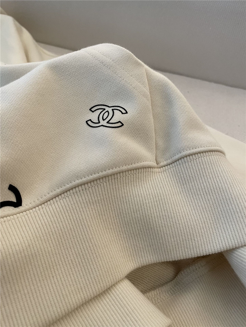 Ch**el logo hooded sweatshirt beige