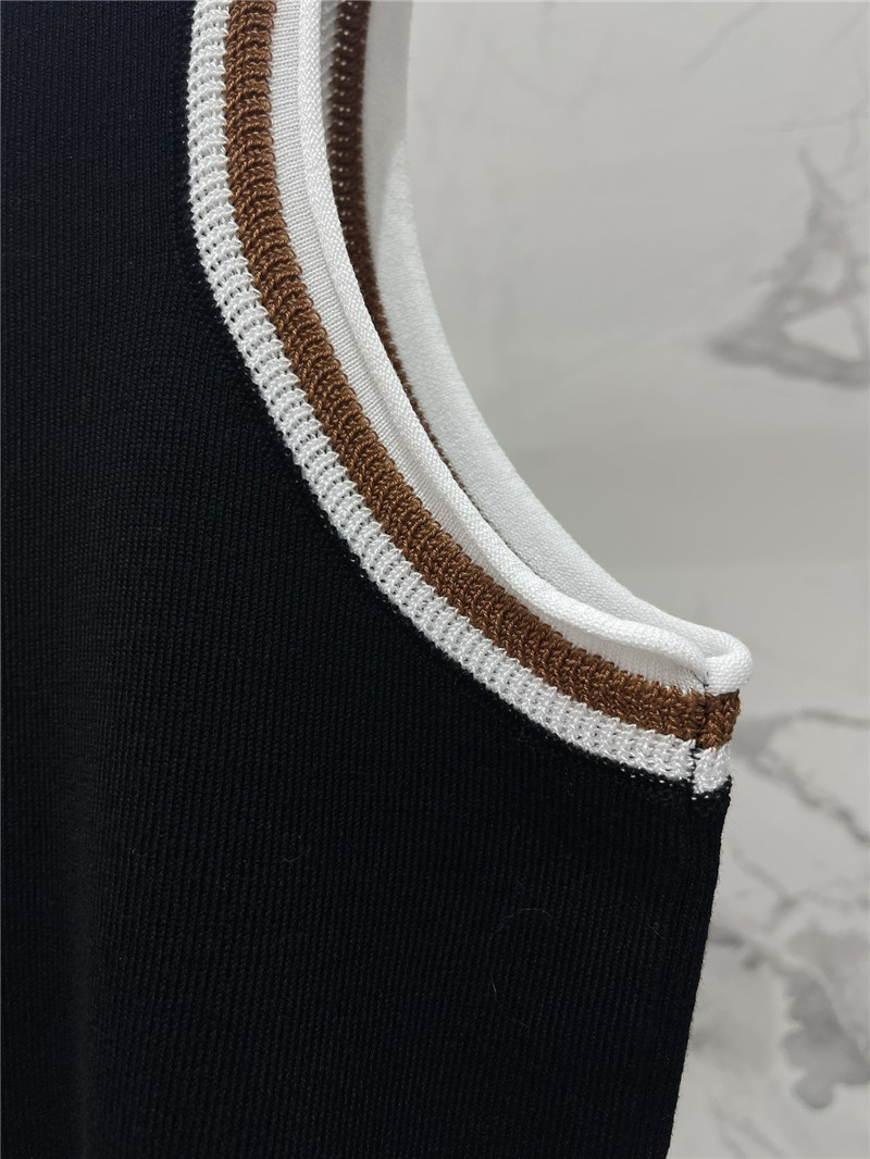 L0ew* rolled hem colorblock embroidered logo tank top