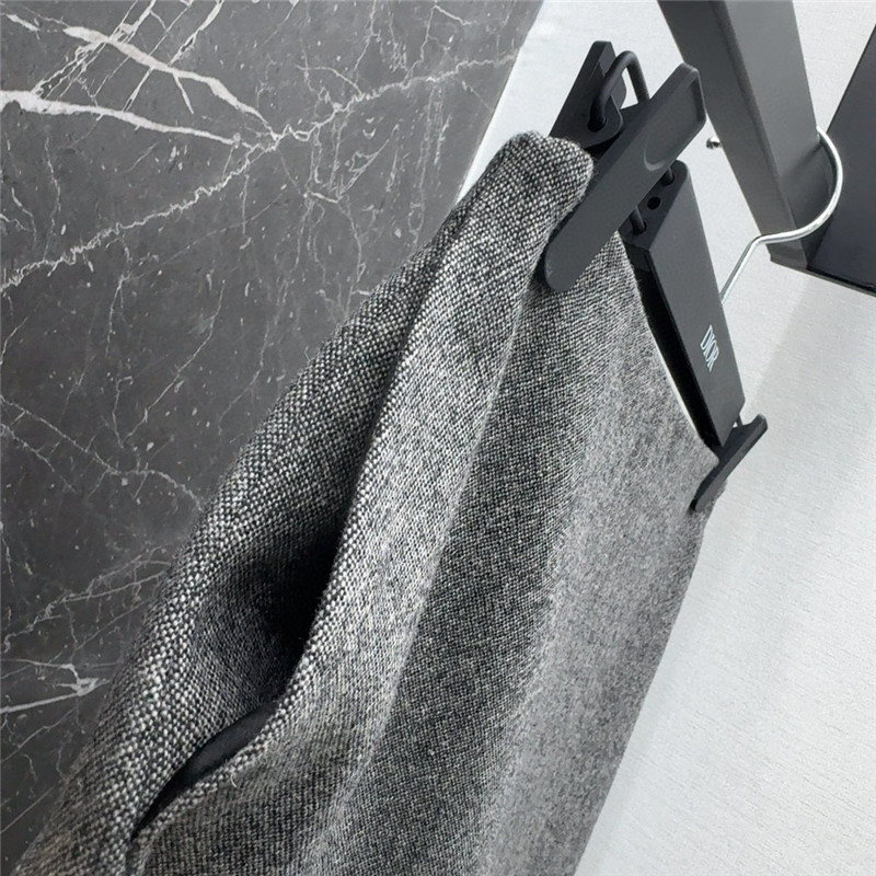 D10r suit jacket + mid-length skirt suit