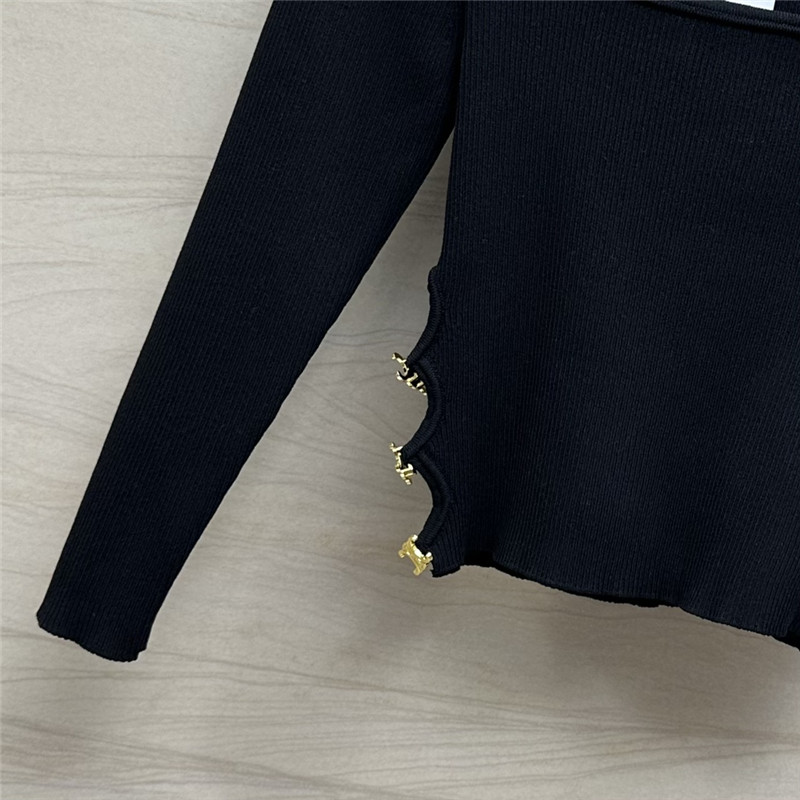 Ce1i*e arc de triomphe side button design square neck top