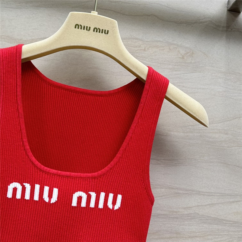 M1um1u kanhua logo knitted short vest