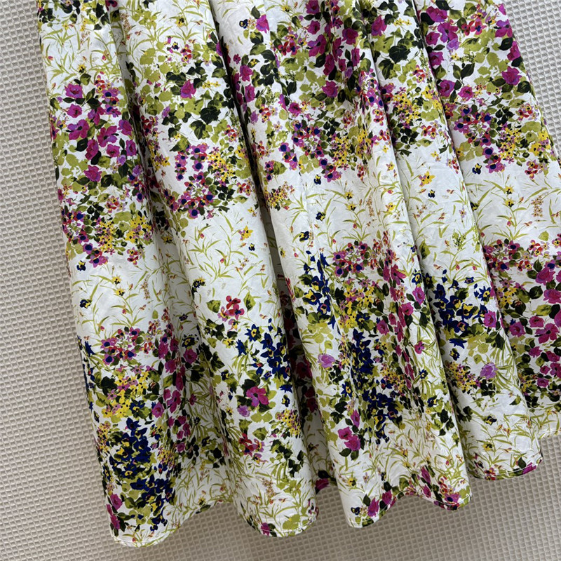 Vanitoo floral high-waisted pleated skirt