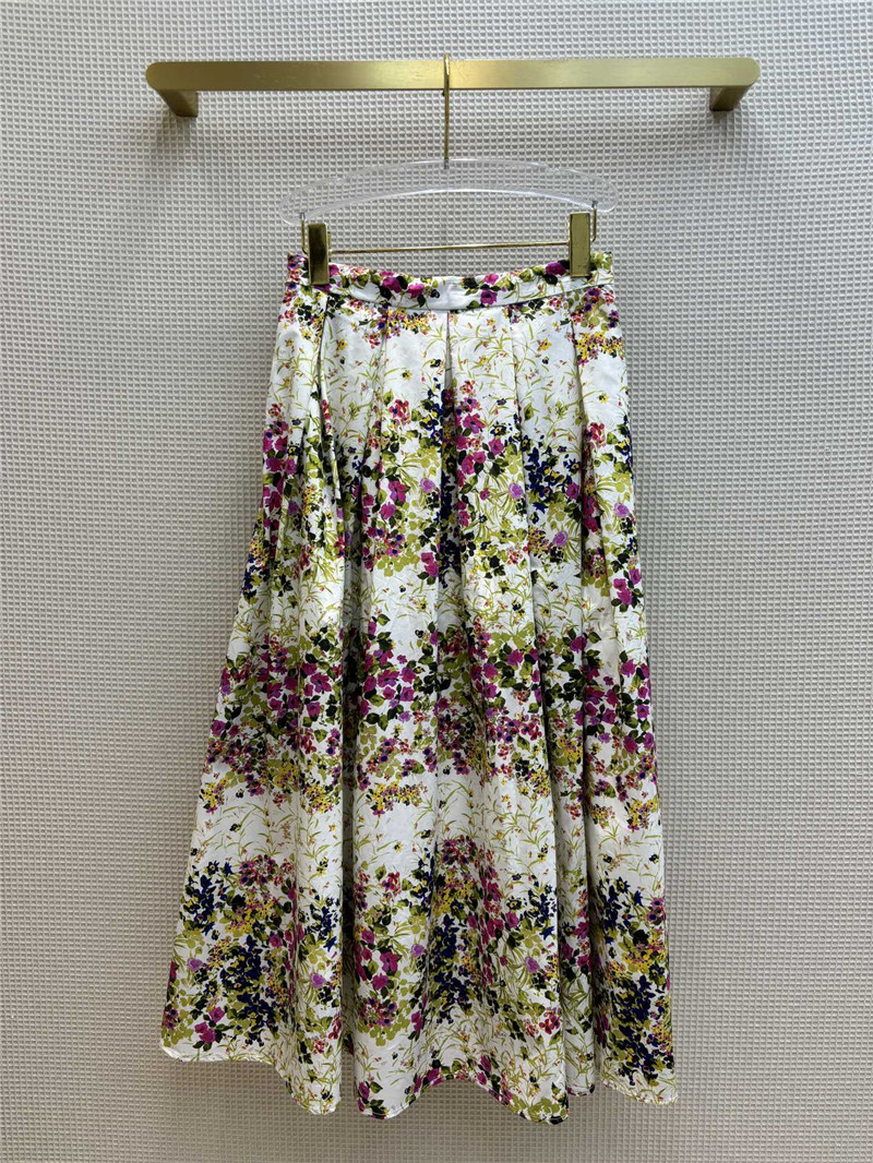 Vanitoo floral high-waisted pleated skirt