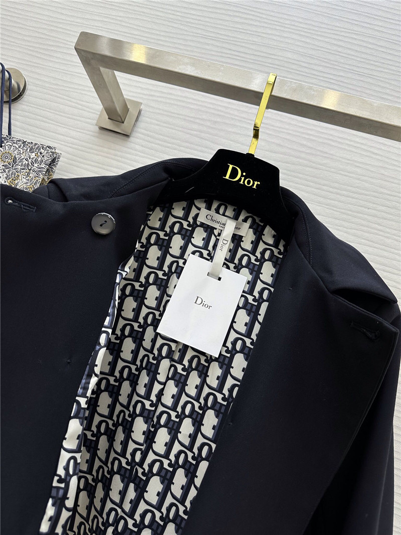 D10r cd button wool jacket