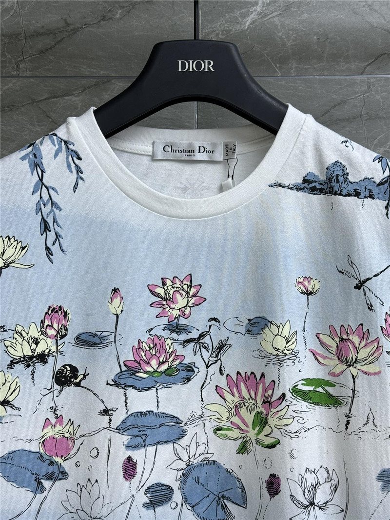 D10r lotus pond print t-shirt