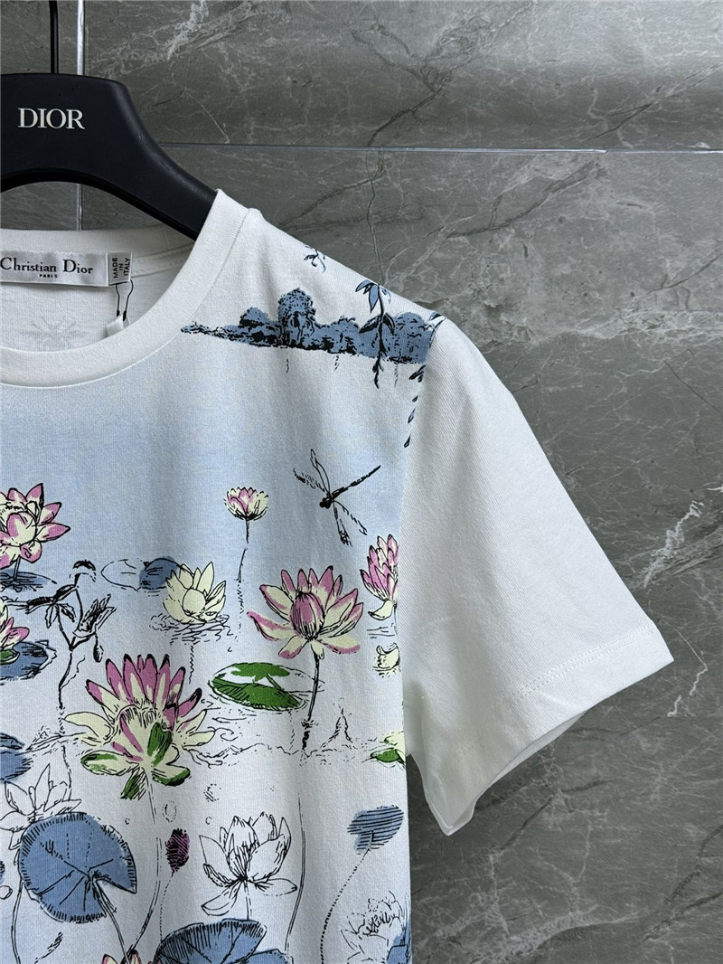 D10r lotus pond print t-shirt