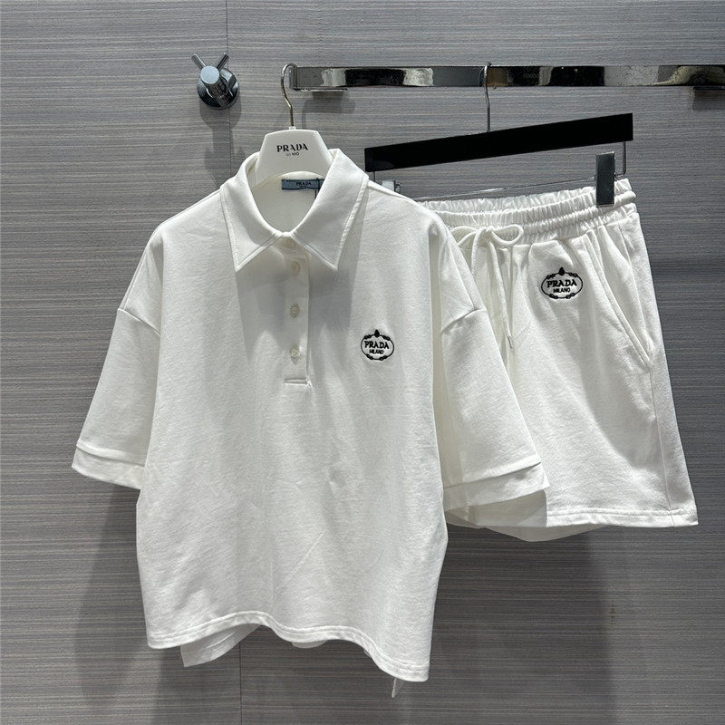 Pra*a functional girly white sports suit