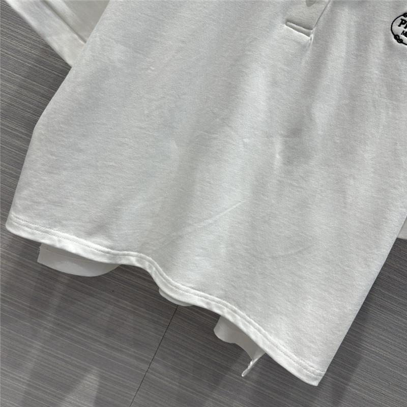 Pra*a functional girly white sports suit