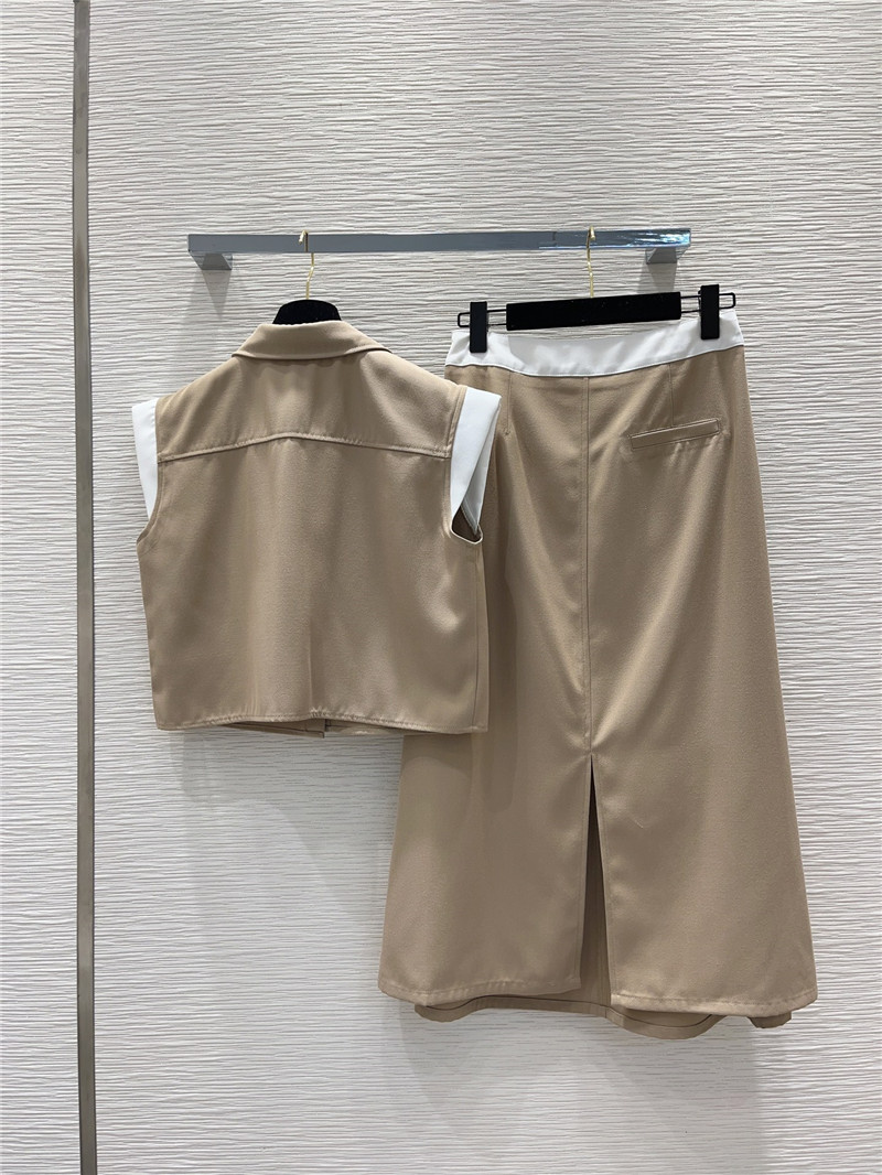 l0vis Vvtt0n lv sleeveless top vest + skirt suit