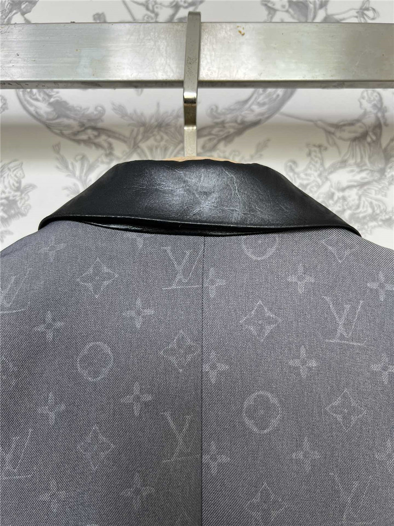 l0vis Vvtt0n lv new vest and shorts suit