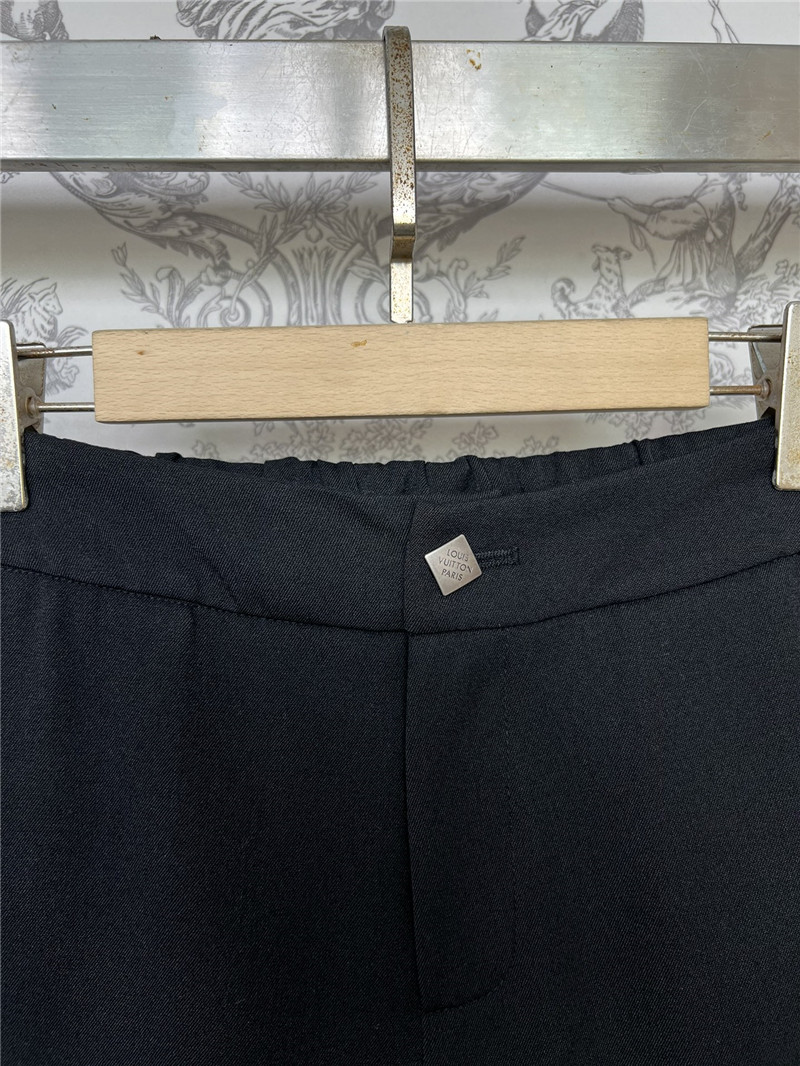 l0vis Vvtt0n lv new vest and shorts suit