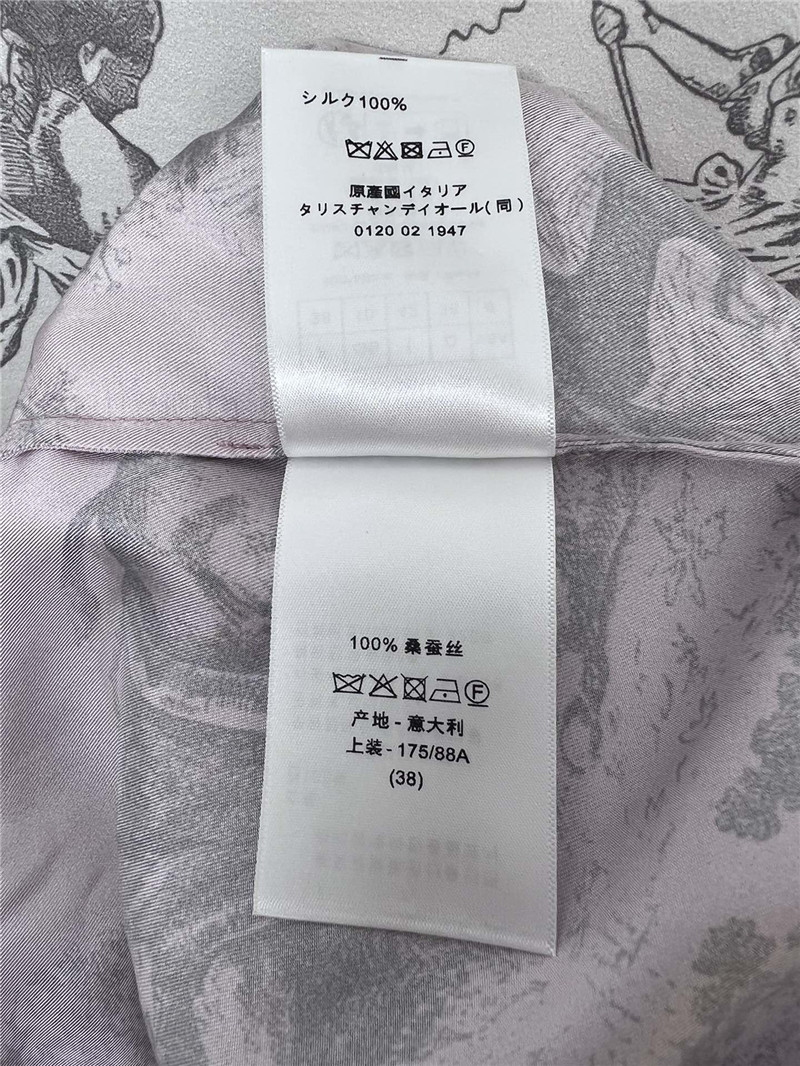 D10r new animal silk suit