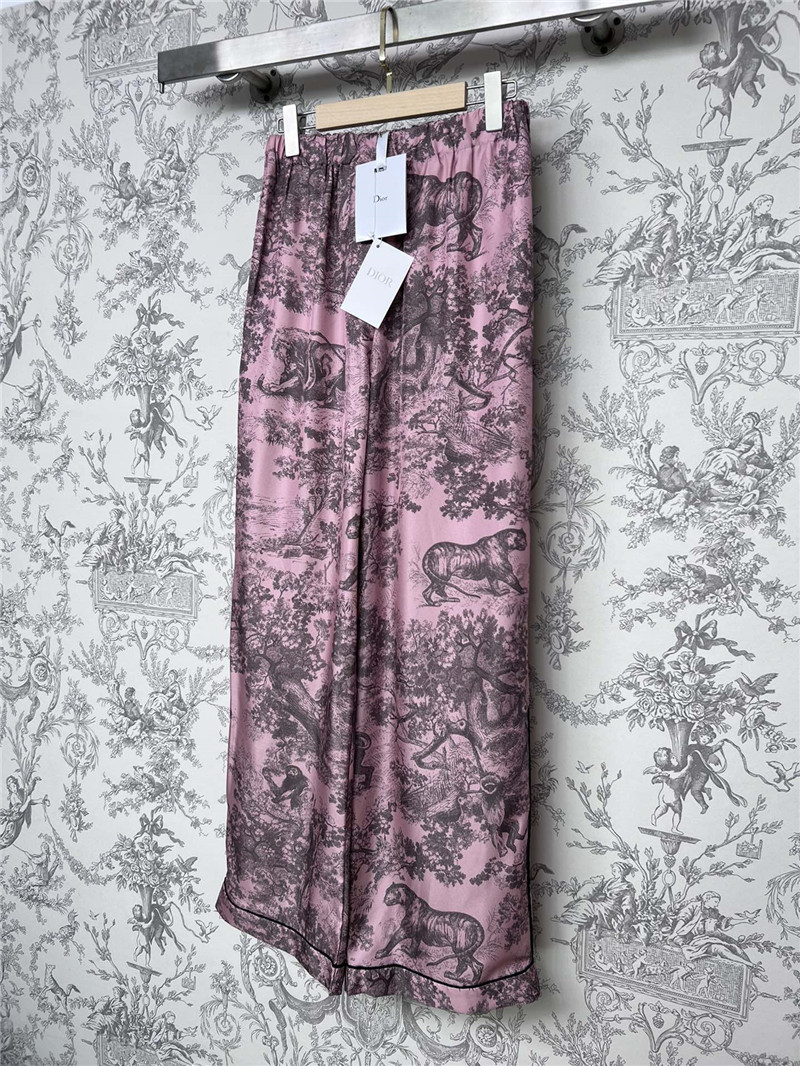 D10r new animal silk suit