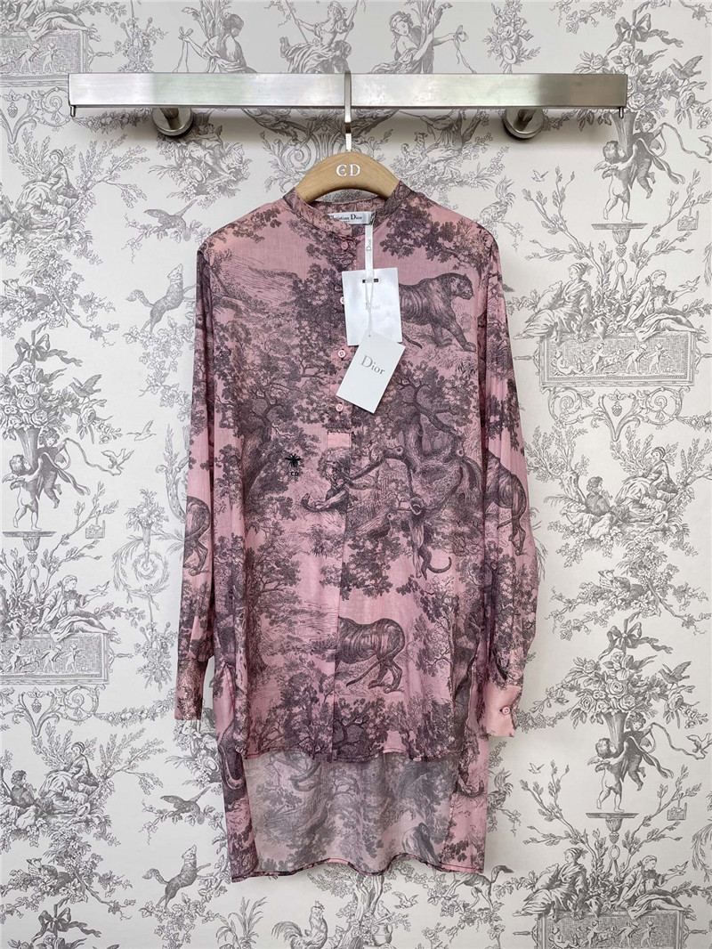 D10r ink painting series shirt