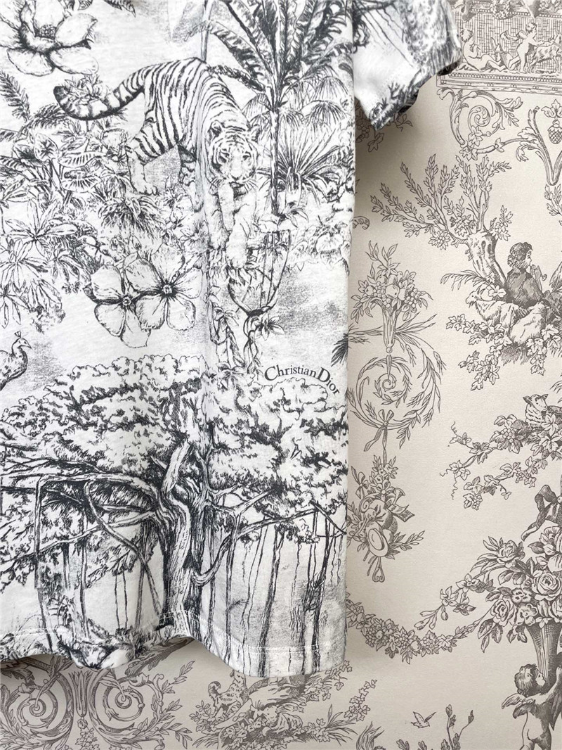 D10r new animal rui series t-shirt