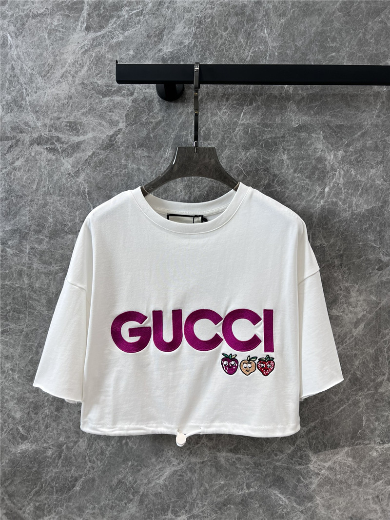 Gucci embroidered lettering strawberry T-shirt