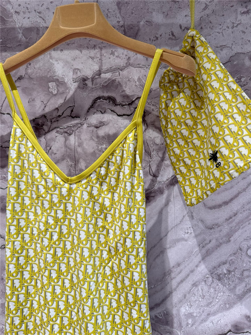 D10r one piece swimsuit