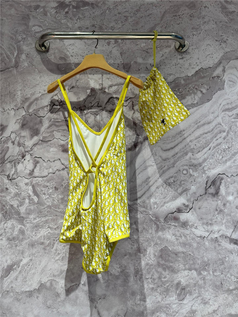 D10r one piece swimsuit