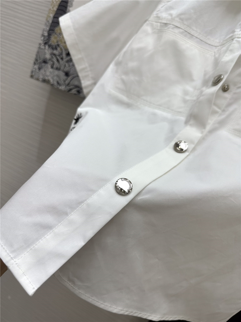 D10r short loose shirt