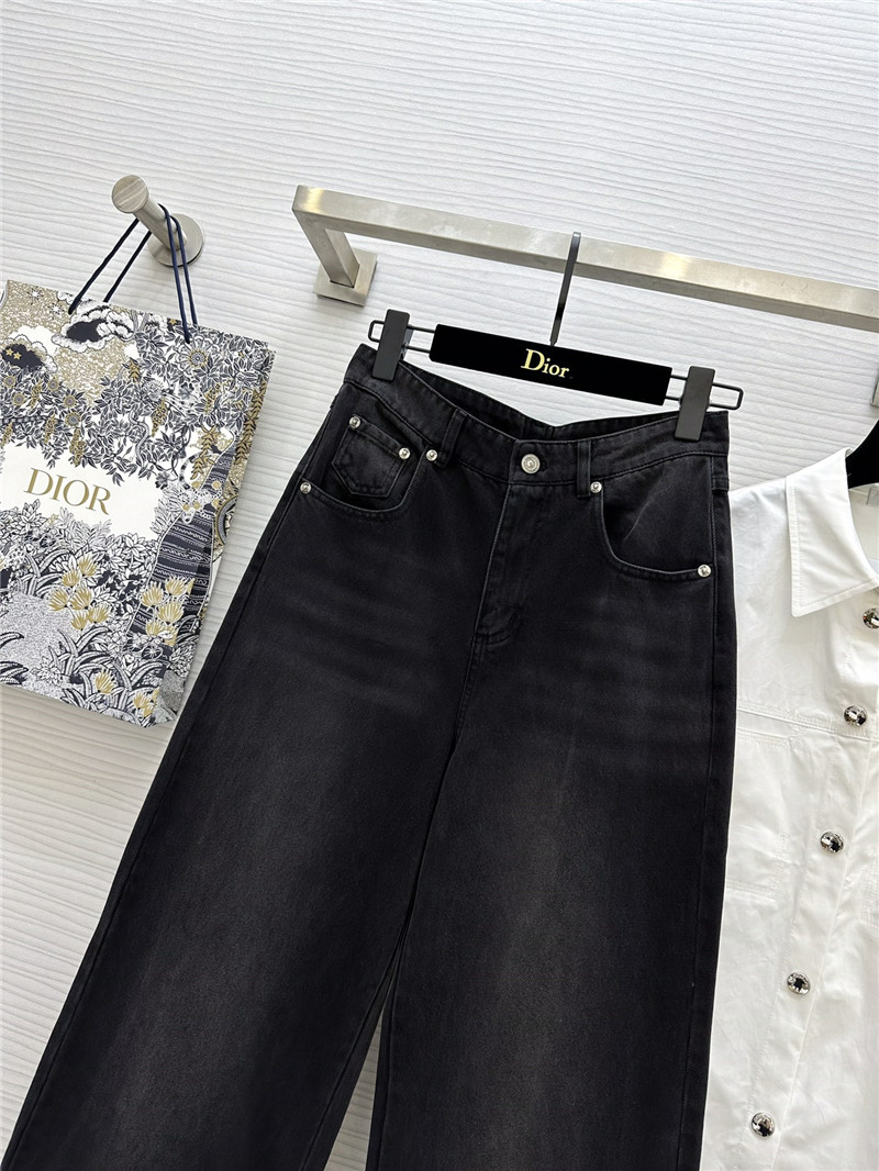 D10r logo embroidered hem straight jeans