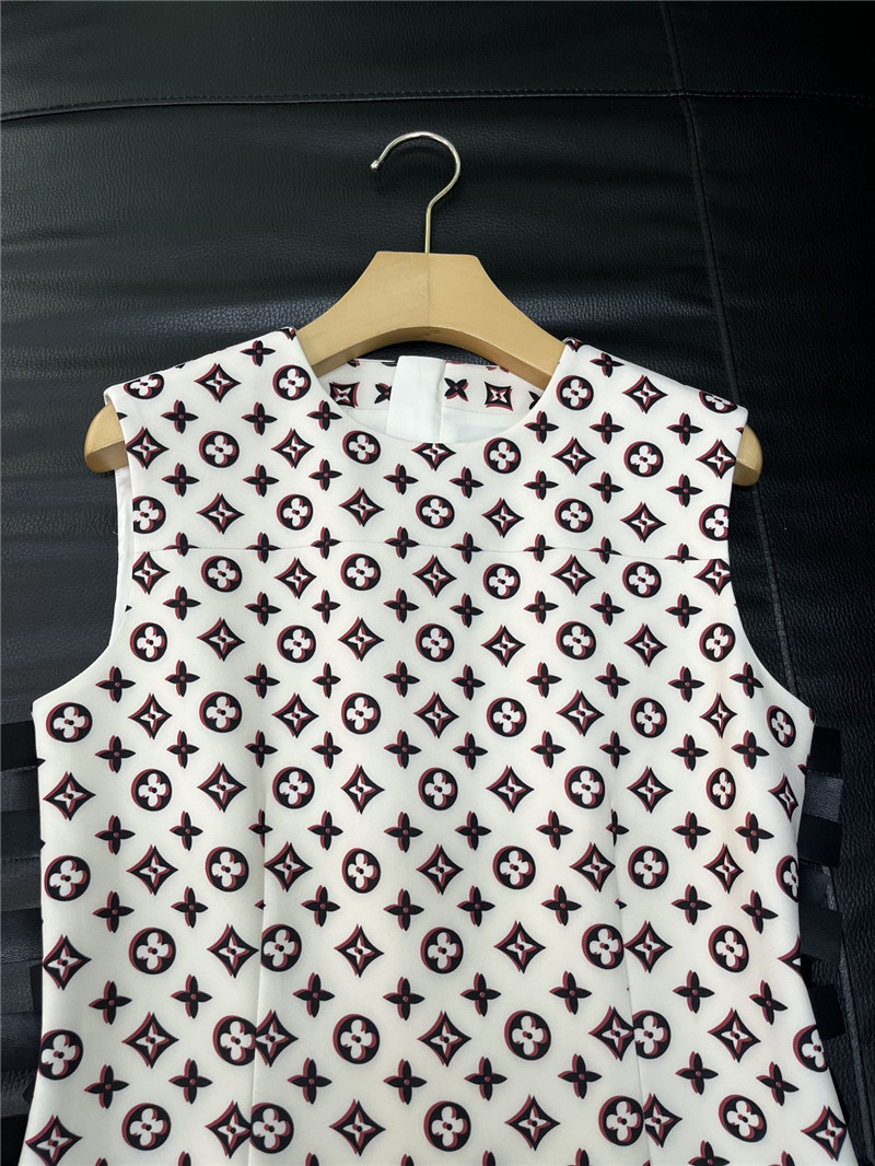 l0vis Vvtt0n lv sleeveless dress