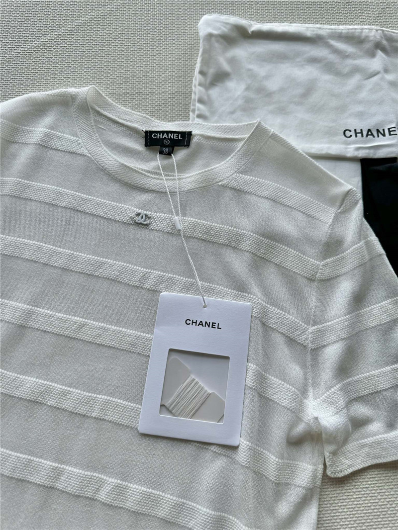 Ch**el new knitted sweater