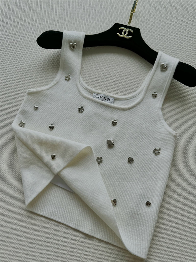 Ch**el new short vest