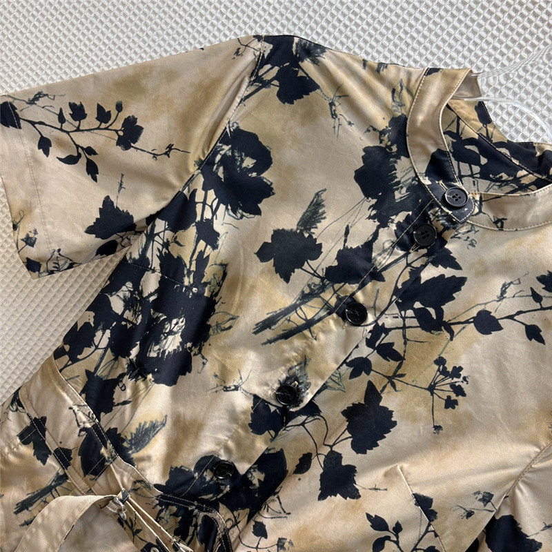 D10r french black floral print half-buttoned short-sleeved dress