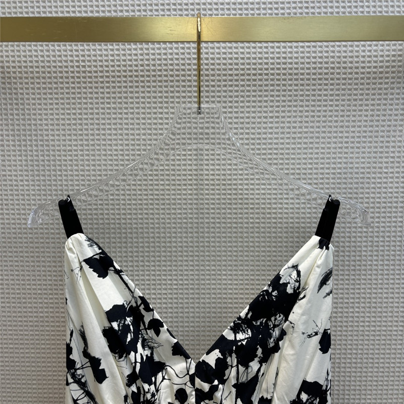 D10r french black floral print suspender skirt