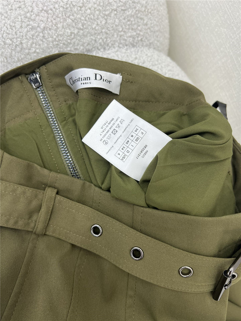 D10r cd belt little bee wide skirt