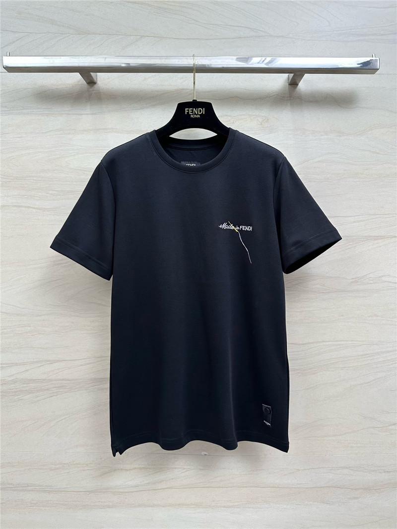 F**di embroidered letter t-shirt