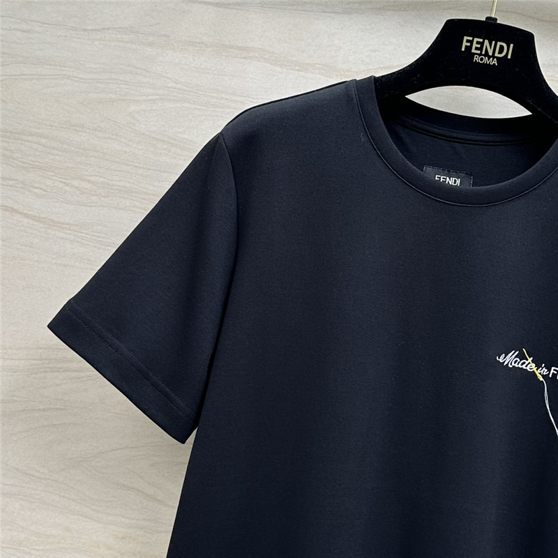 F**di embroidered letter t-shirt