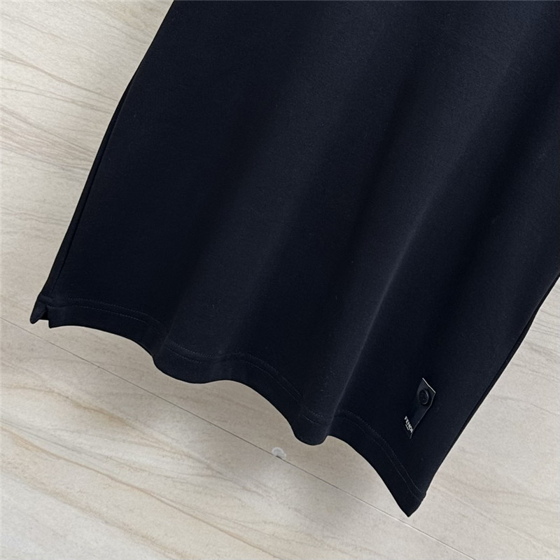 F**di embroidered letter t-shirt