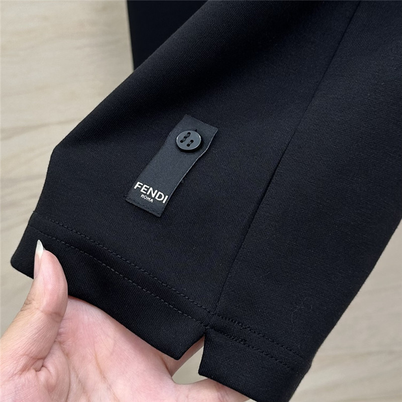 F**di embroidered letter t-shirt