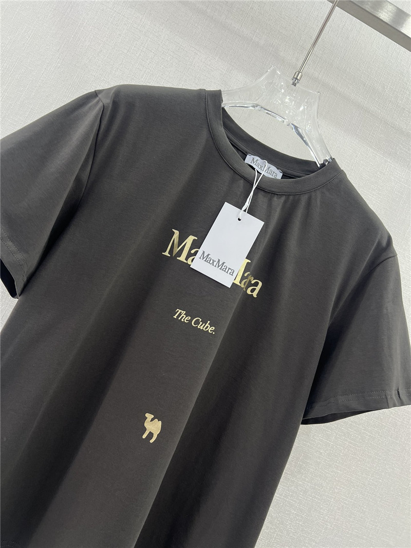 Vanitoo gold lettering printed front and back T-shirt