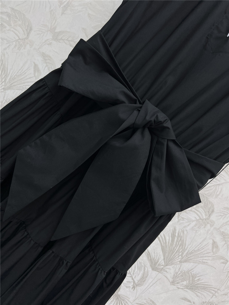 D10r pearl button sleeveless dress