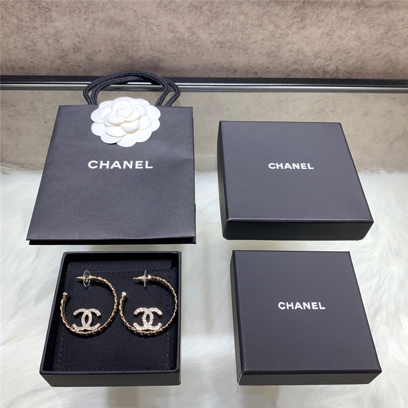 Ch**el chain double c earrings