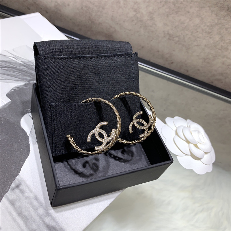 Ch**el chain double c earrings