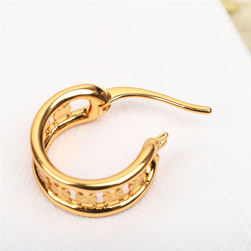 Ce1i*e small ring arc de triomphe earrings