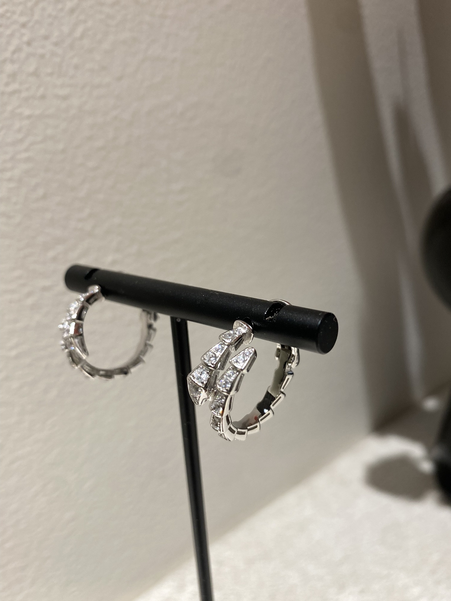 b0tt*ga Ven*ta new earrings